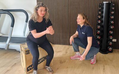 Standing work, sitting work, or a lot of time in the car: how to manage the load when you have pelvic pain